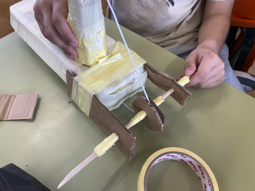 AE14 LesRoques br 06