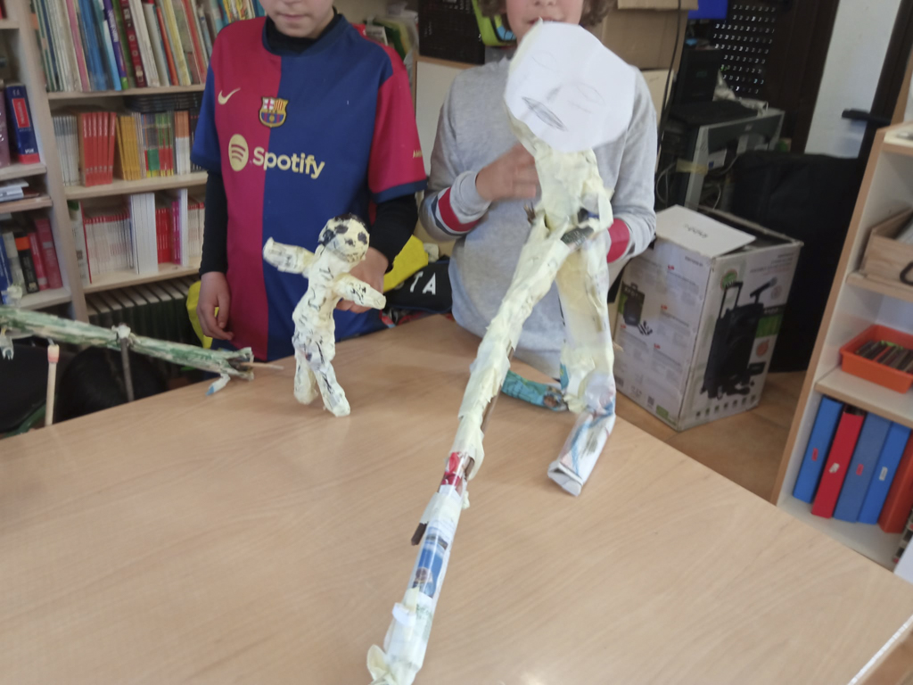 AE14 LesRoques br 18