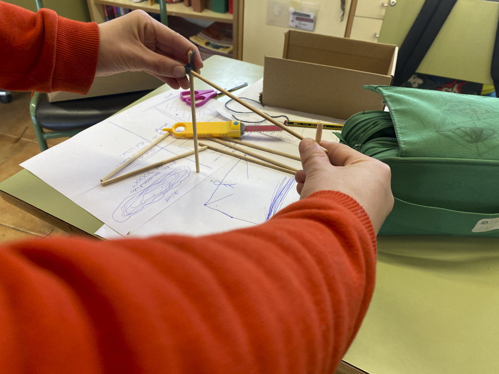 AE14 LesRoques br 22