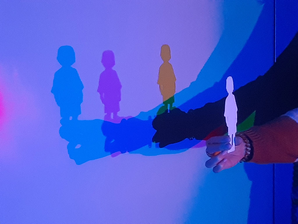 MaletaLlum SagratCor 25 02 br